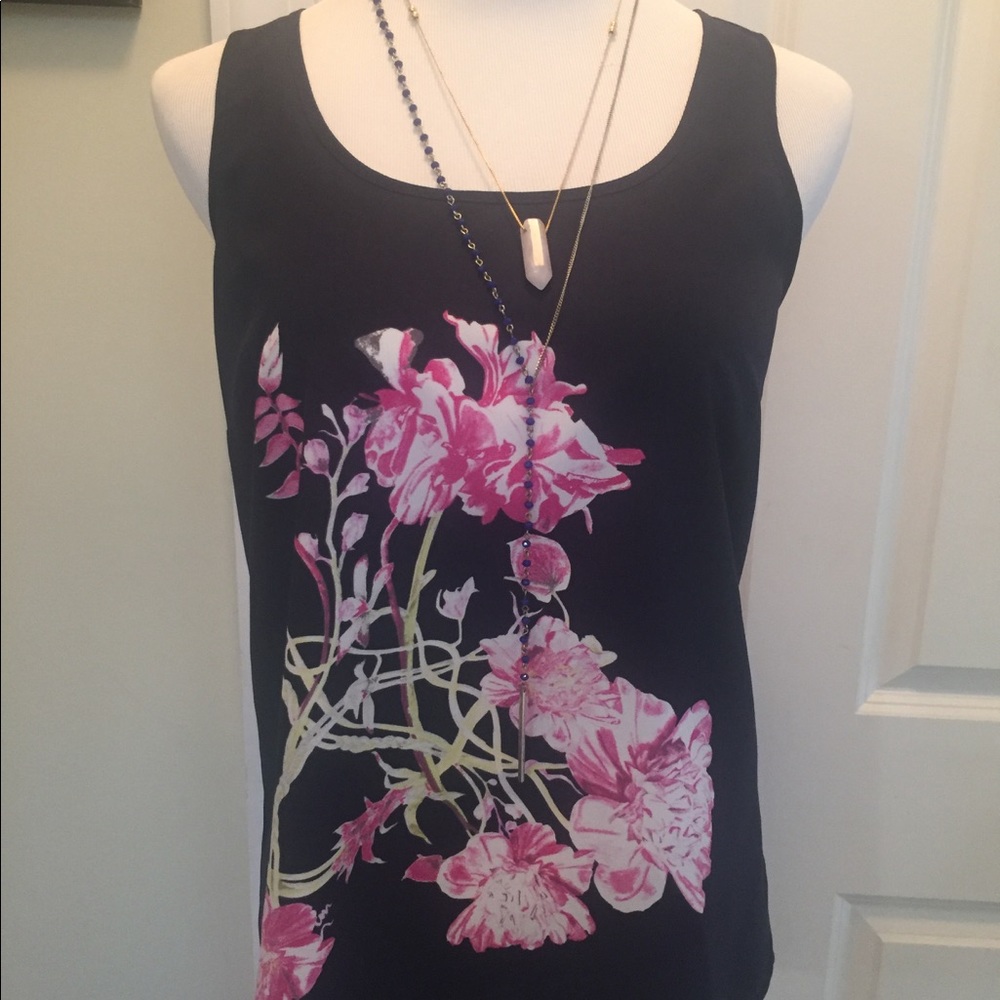 Paraphrase navy floral tank top